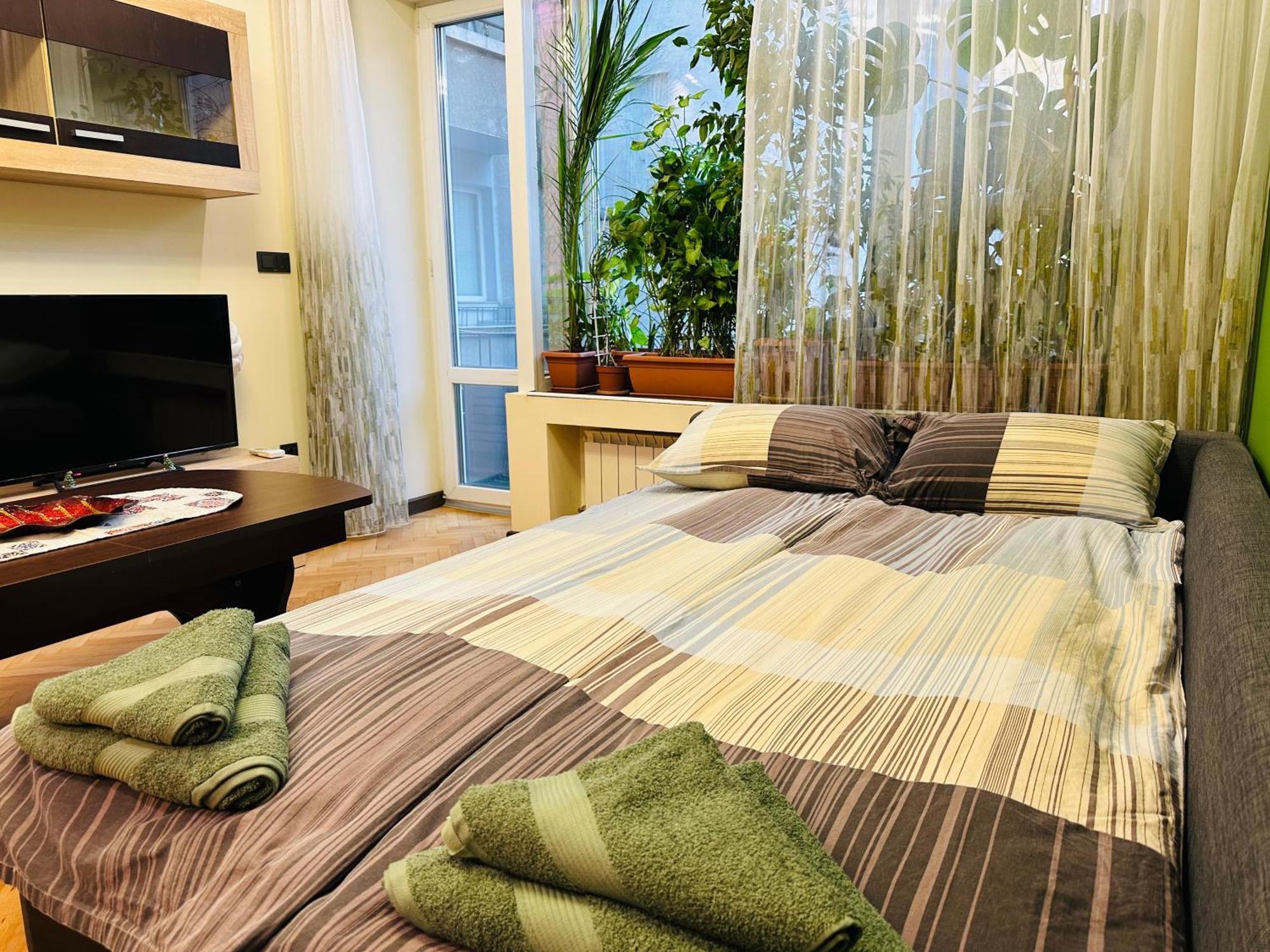 Luxury Oasis In Absolute Center Of Sofia Apartment Екстериор снимка