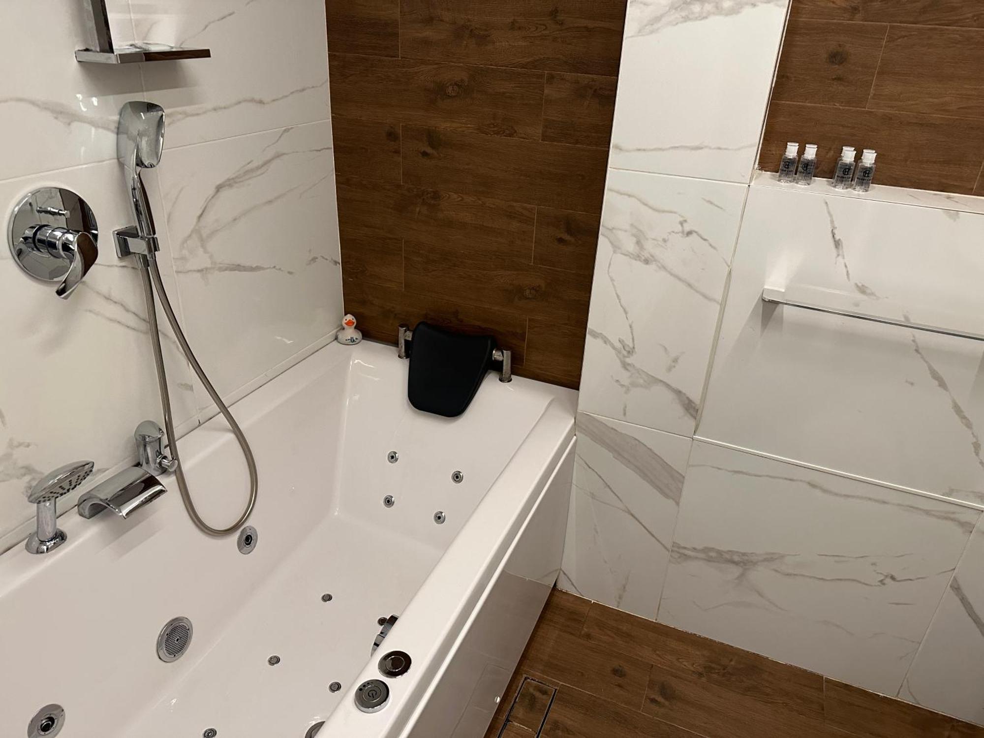 Luxury Oasis In Absolute Center Of Sofia Apartment Екстериор снимка